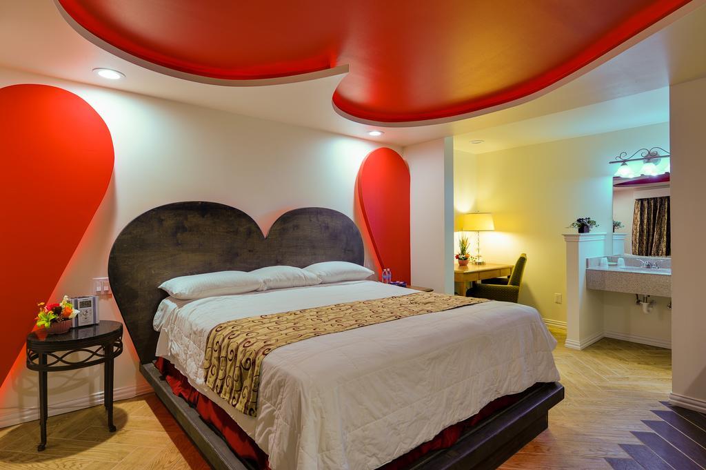 Romantic Inn & Suites Dallas Szoba fotó
