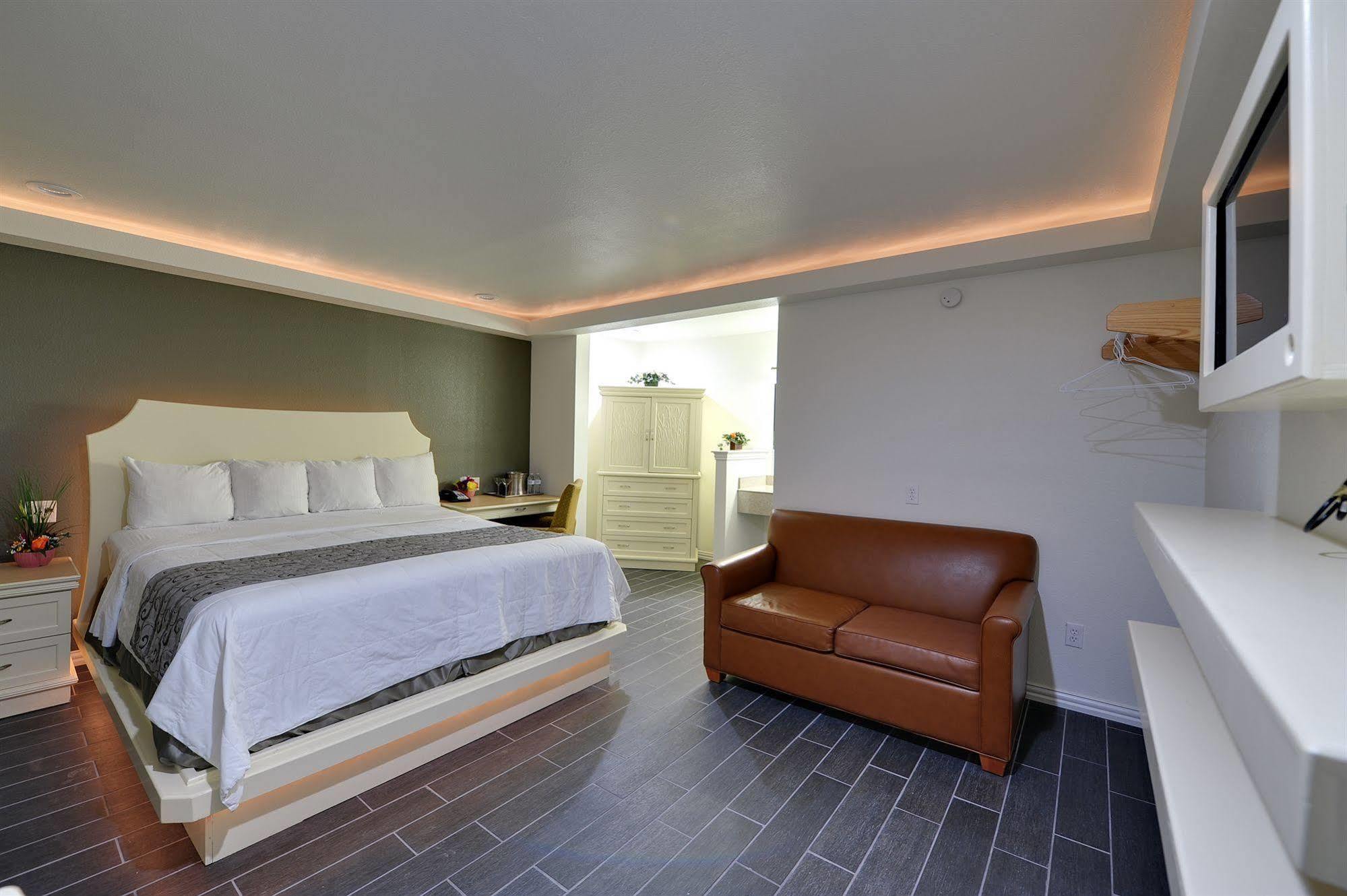 Romantic Inn & Suites Dallas Kültér fotó