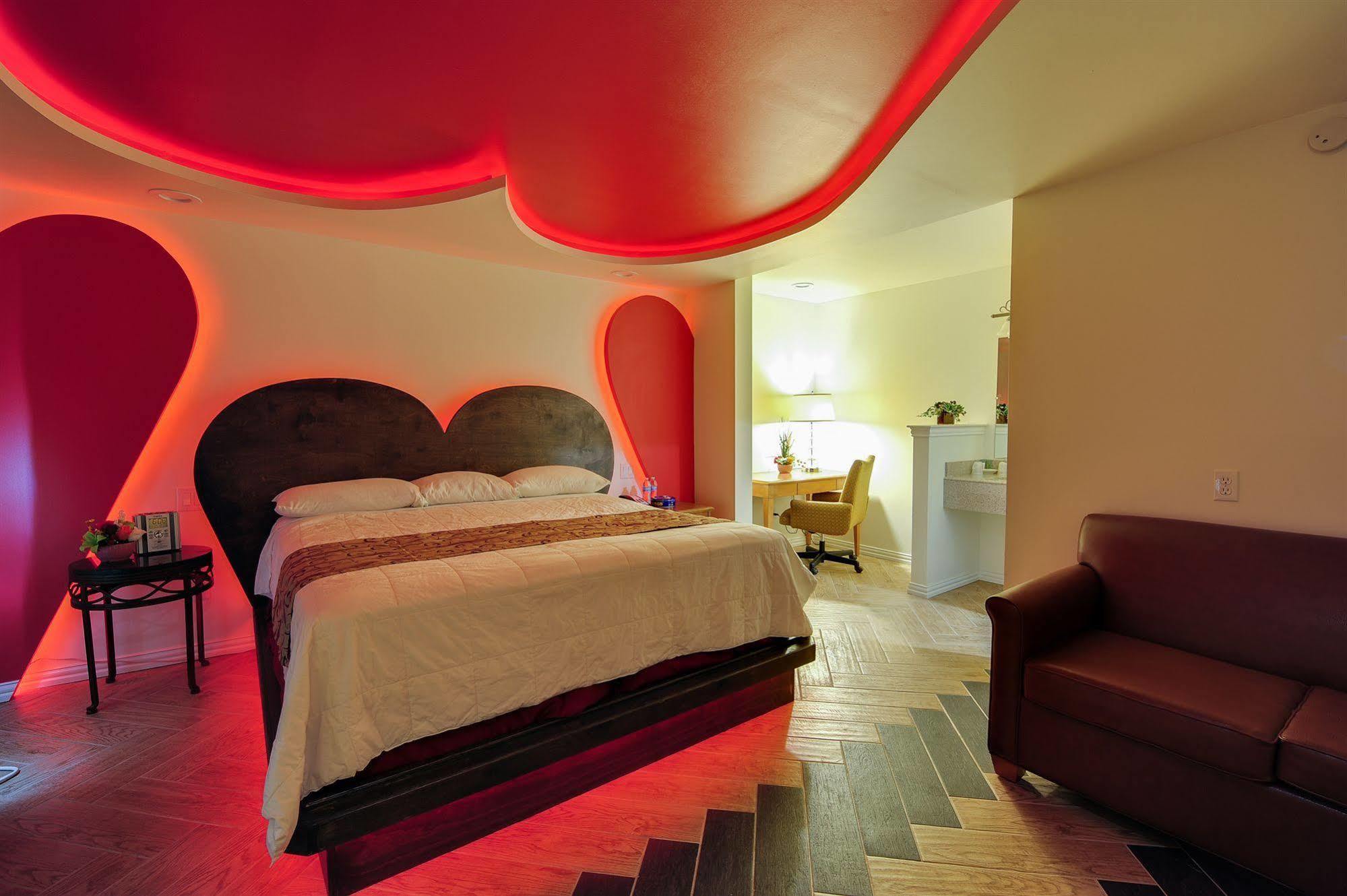 Romantic Inn & Suites Dallas Kültér fotó
