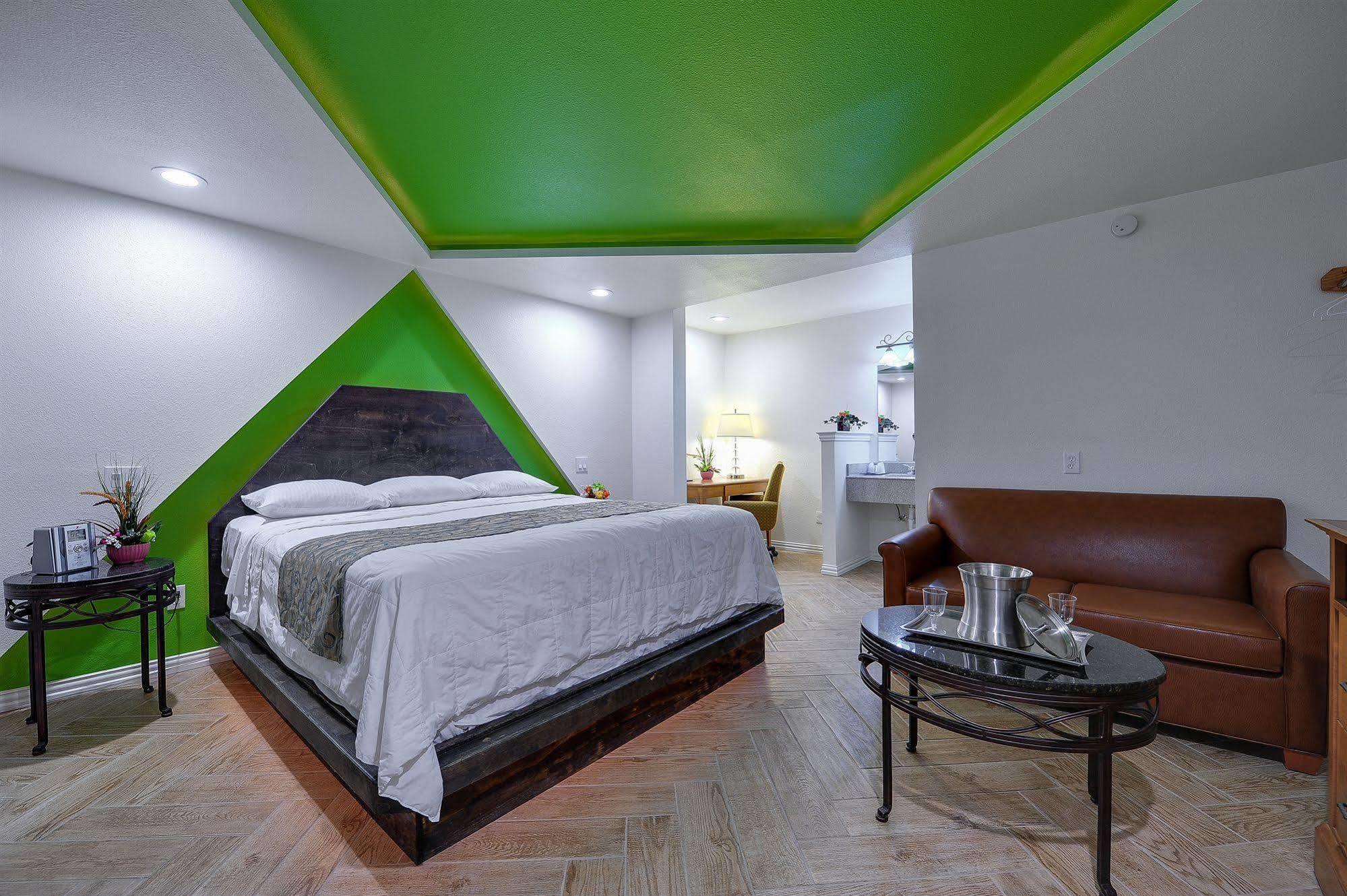 Romantic Inn & Suites Dallas Kültér fotó